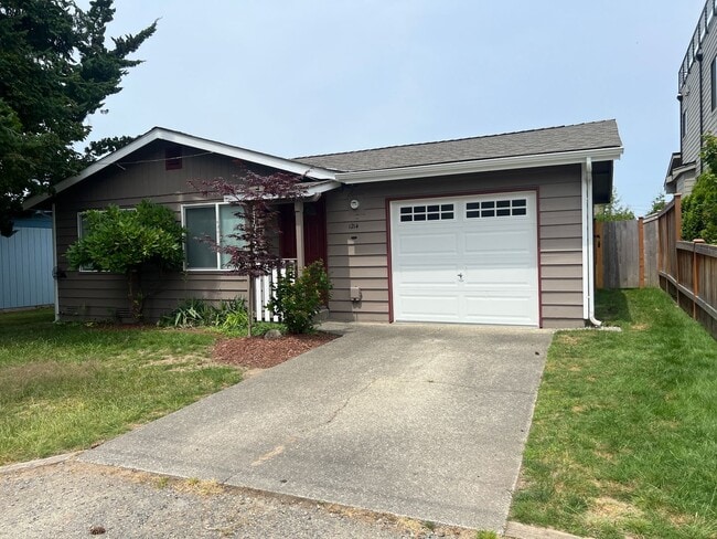 3Bd/1Ba Renton House - 3Bd/1Ba Renton House