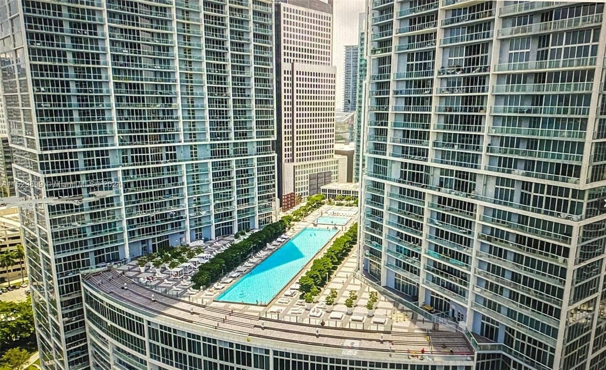 Foto principal - 475 Brickell Ave