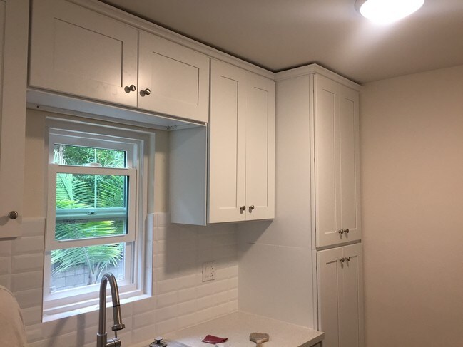 Building Photo - 700 Huntley Dr