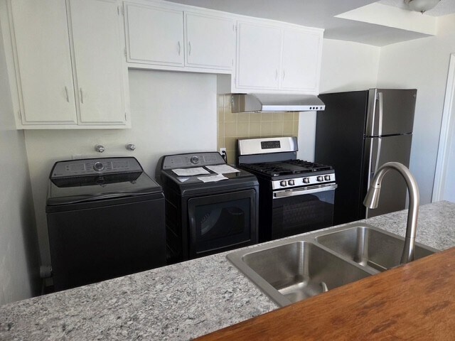 Foto del edificio - 420 1/2 Casanova St