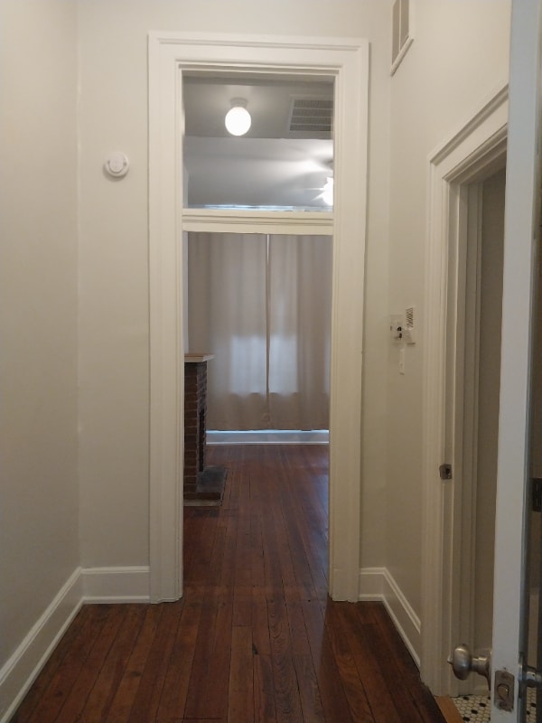 Foto del edificio - 309 E 13th St