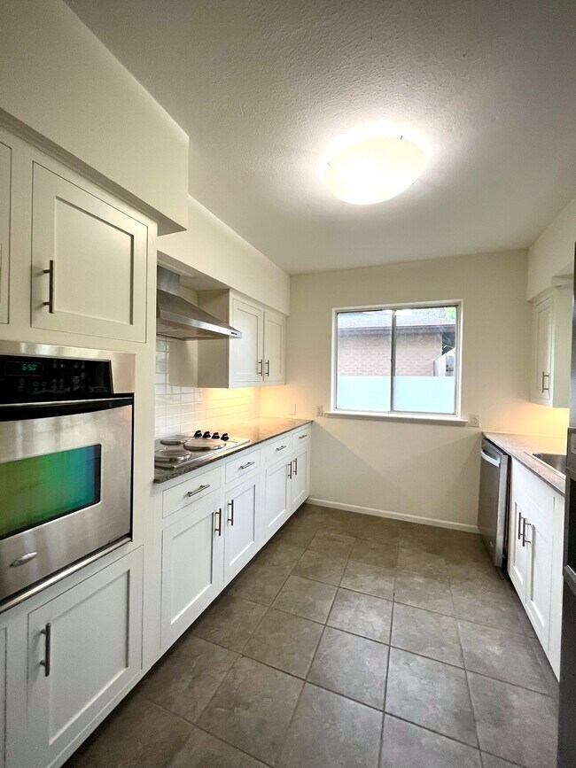 2768 Beechmont Dr, Dallas, TX 75228 House Rental in Dallas, TX