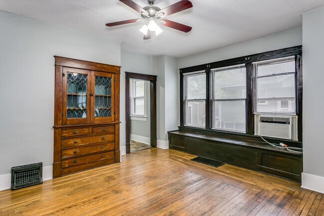 Building Photo - Affordable, spacious and charming - the pe...