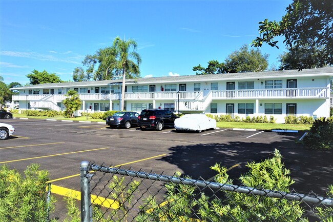 Building Photo - 122 Prescott F