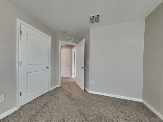 Building Photo - 11819 Thicket Wood Dr