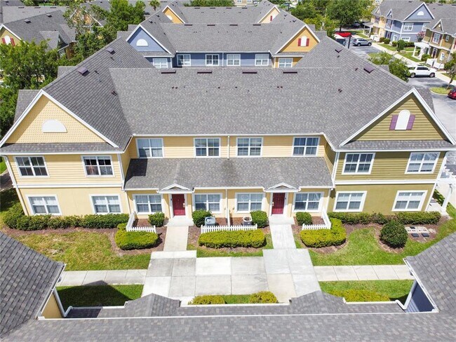 Foto del edificio - 4562 Yellowgold Rd E
