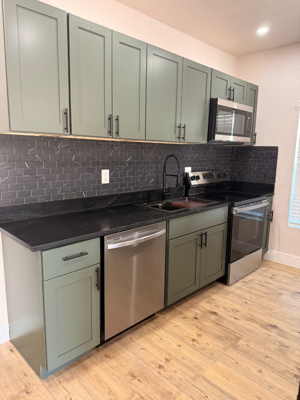 Building Photo - 1016 E McKinley St