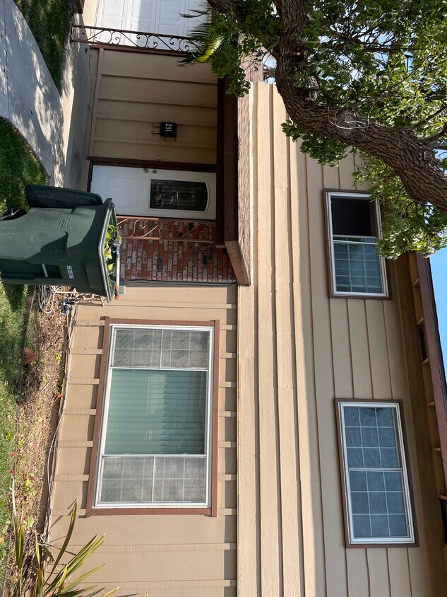 Foto principal - 291 E Rienstra St