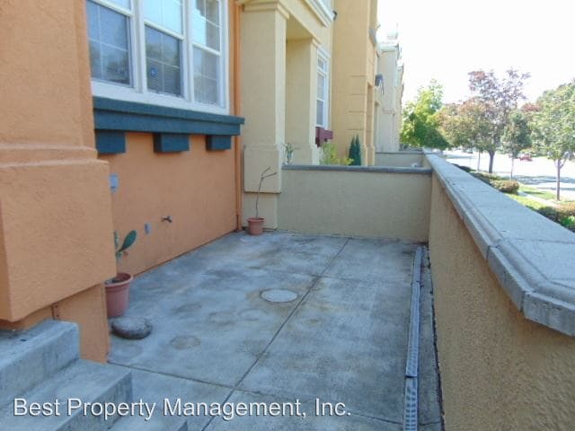 Building Photo - 3443 Gilman Cmn