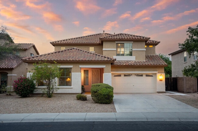 Building Photo - 8566 W Cinnabar Ave