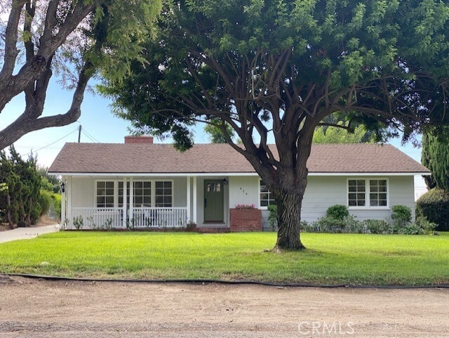 Building Photo - 926 W Valencia Mesa Dr