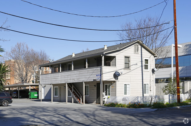 Building Photo - Aloha Apartments