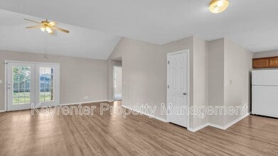 Building Photo - 6062 S 31st W Ave