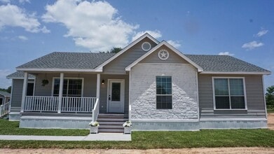 Building Photo - 34248 Pine Ridge Rd