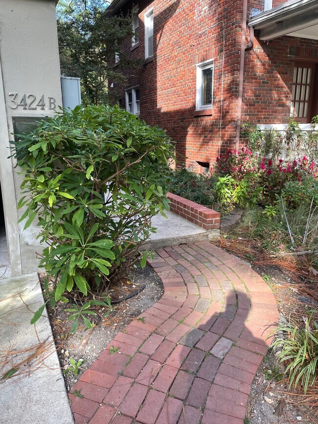 Foto del edificio - 3424 17th St NW