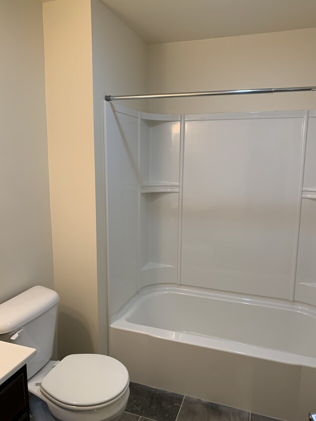 Foto principal - 533 E Orange St