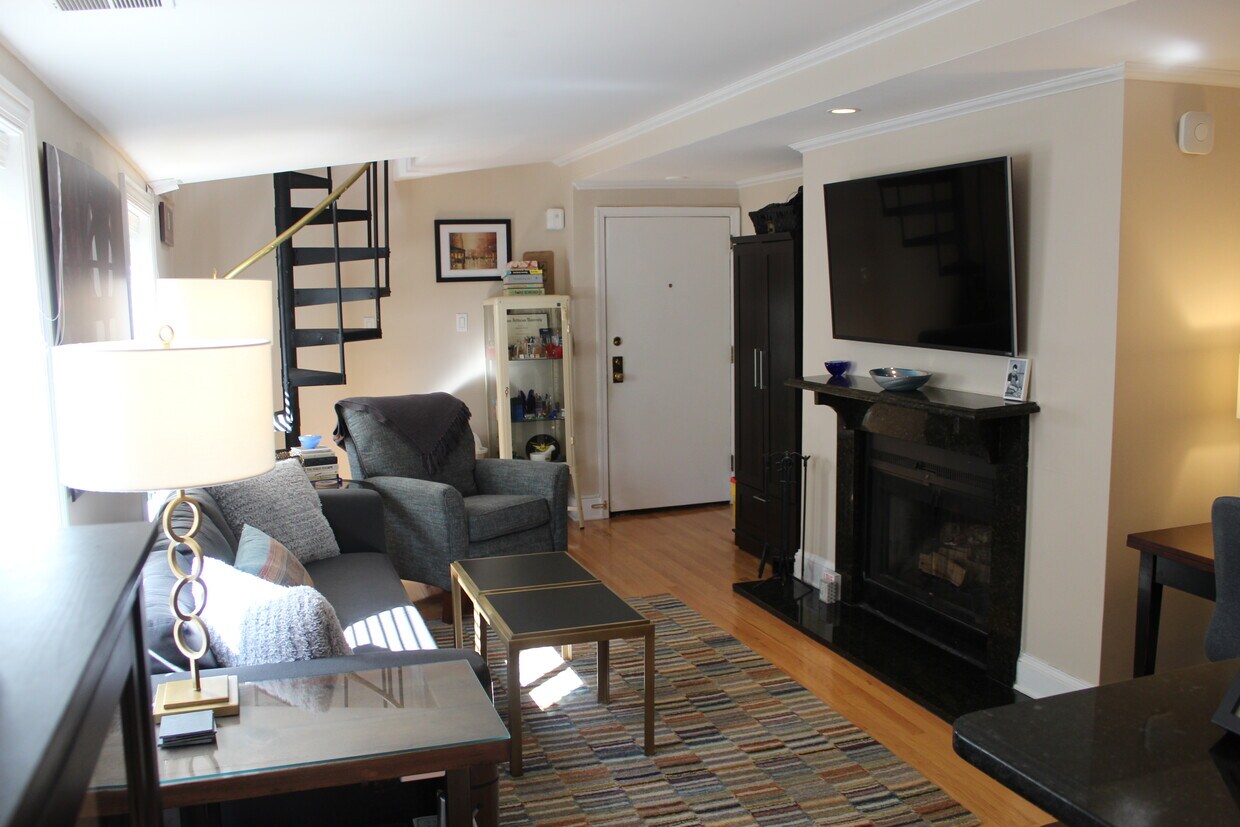 Living Room - 1726 Wallace St