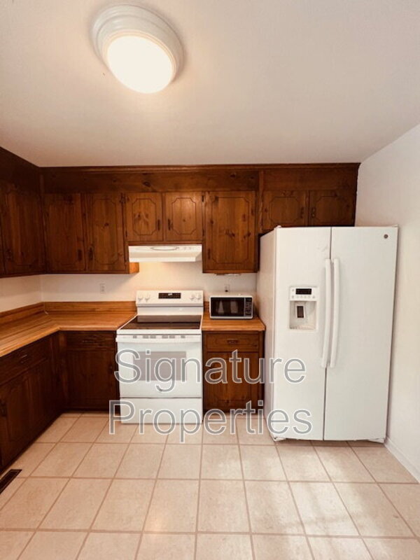 Foto del edificio - 5127 Timbercreek Ct