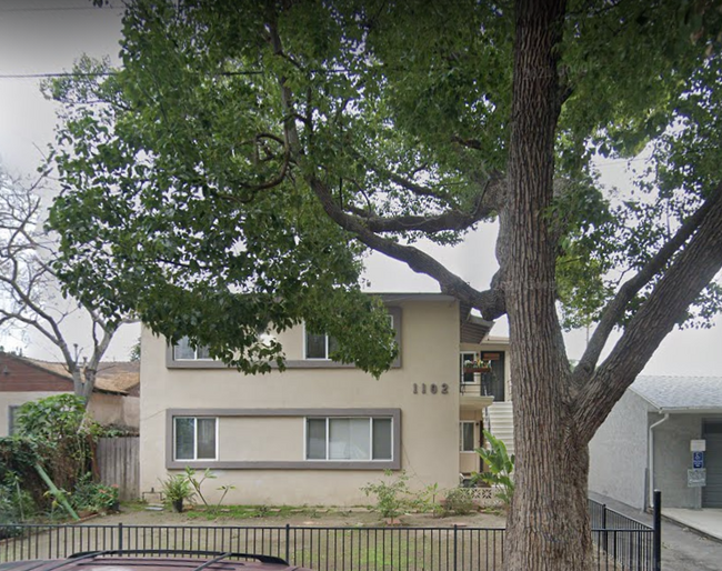Building Photo - 1102 W Angeleno Ave