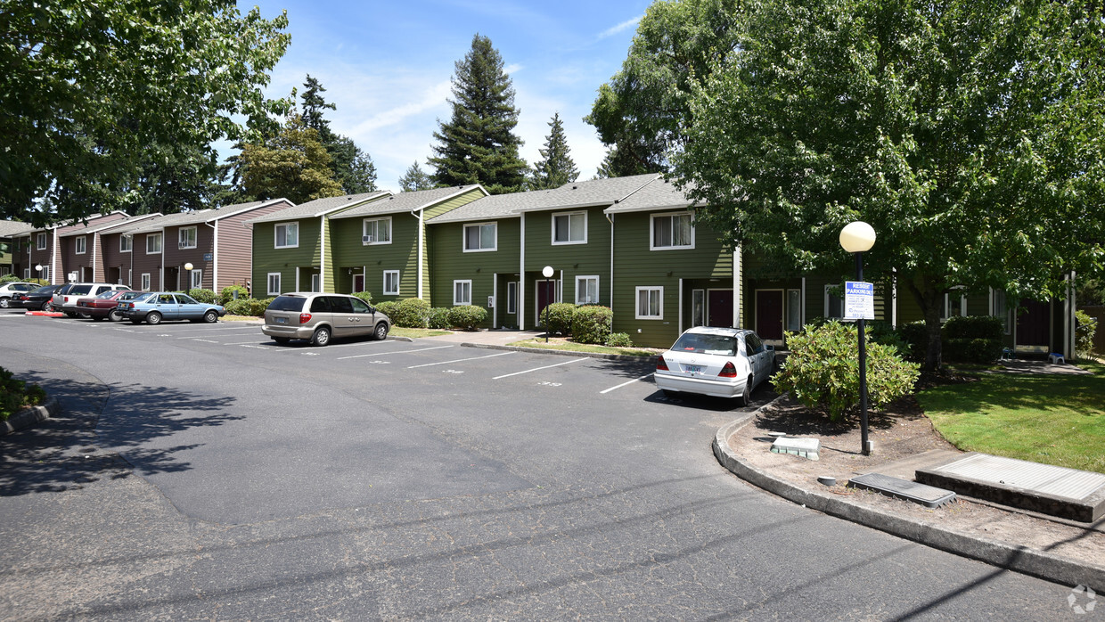 Primary Photo - Kinnaman Townhomes