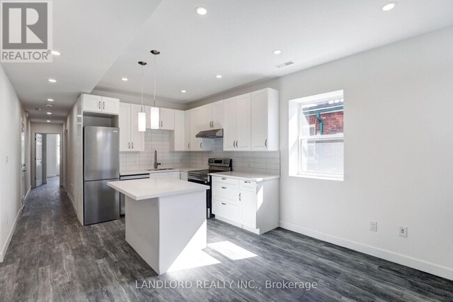 Photo du bâtiment - 620 Bathurst St