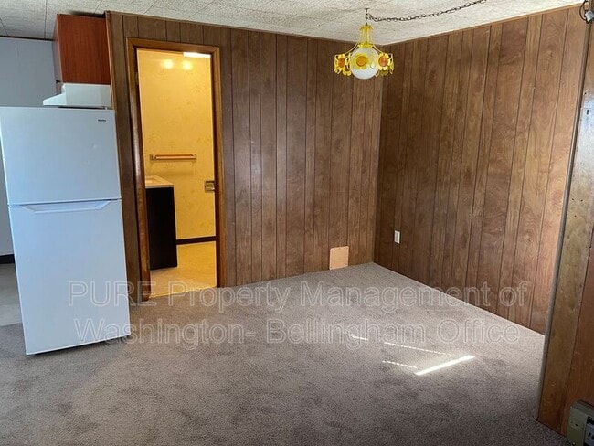 Foto del edificio - 7394 Birch Bay Dr