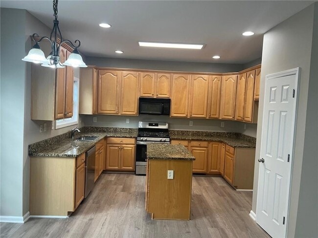 Photo - 365 Vinings Vintage Cir SE House