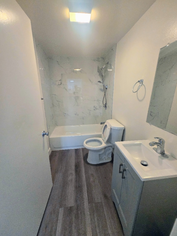 Photo - 843 S Ardmore Ave Apartment