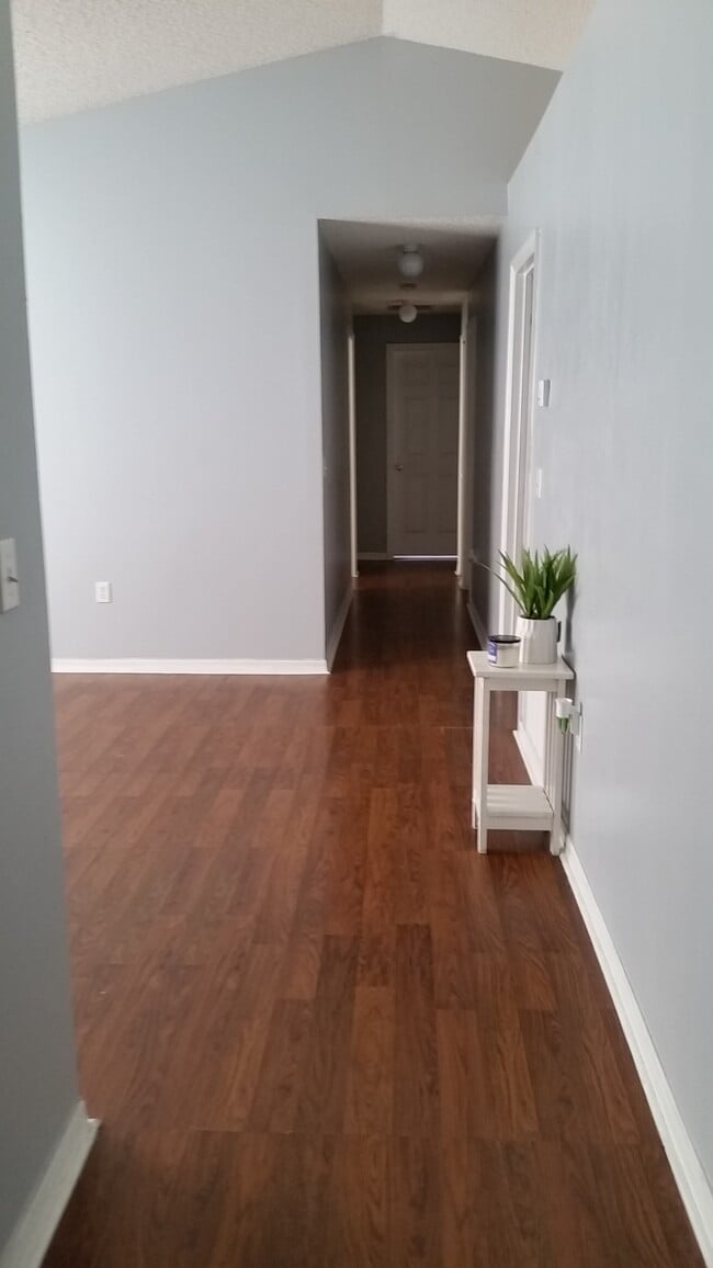 Photo - 8522 Rainbow Ave House