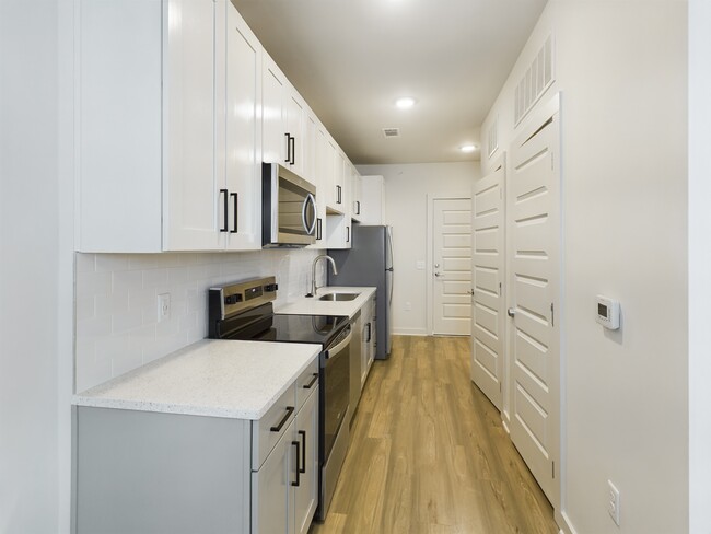 Ace - Kitchen entry - Yardley Flats Apartments