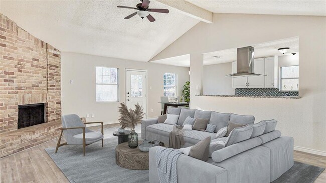 Foto del edificio - 4706 Glendower Dr