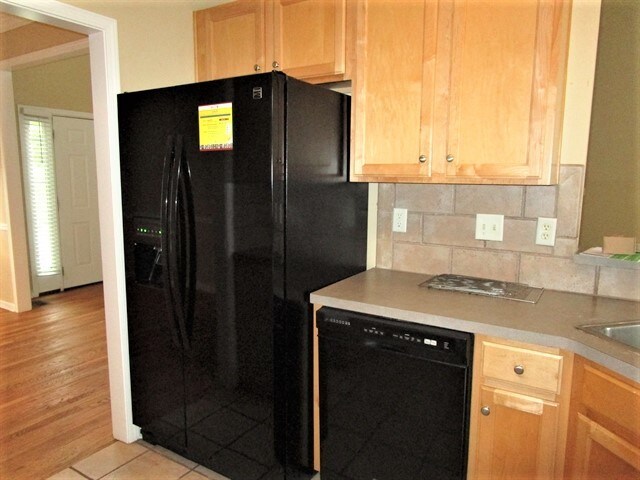 Foto del edificio - 2420 Queensboro Ln