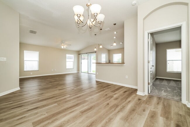 Building Photo - 13020 Avalon Crest Ct