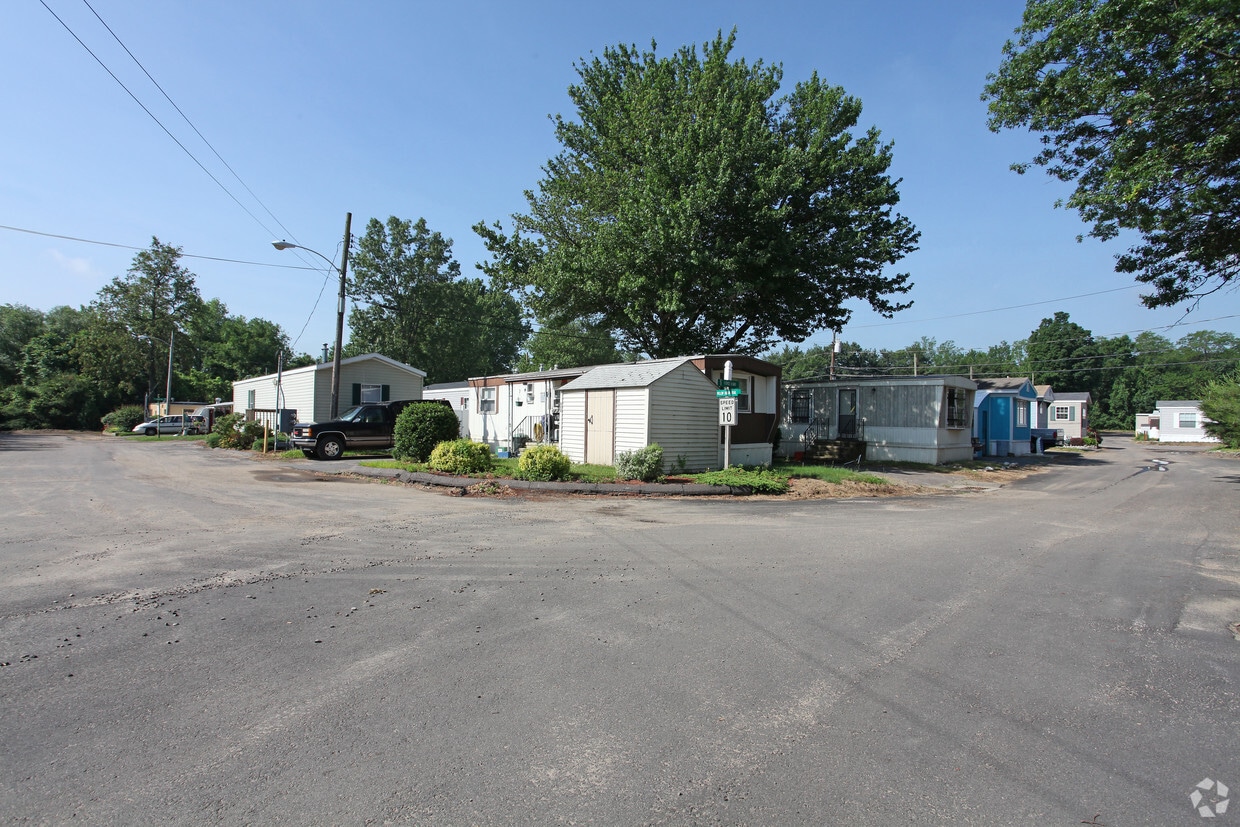The Willows Apartments in East Hartford, CT
