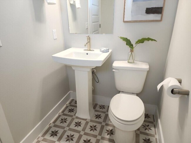 Building Photo - 8109 Petronas Pass