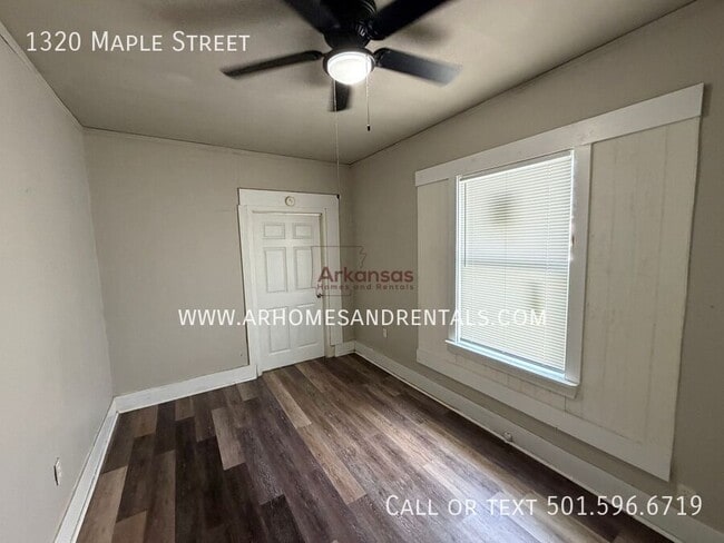 Building Photo - 1320 Maple St