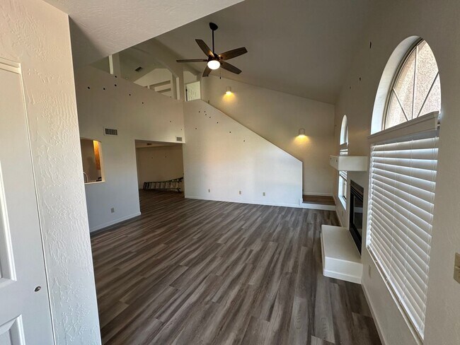 Foto del edificio - 2 Bedroom Townhome in Cottonwood