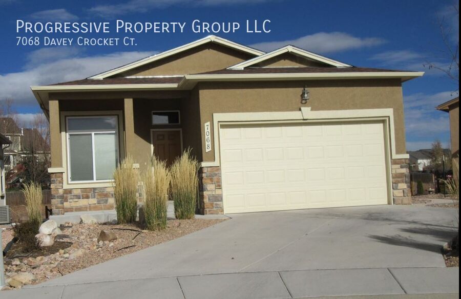 Foto principal - 7068 Davey Crocket Court