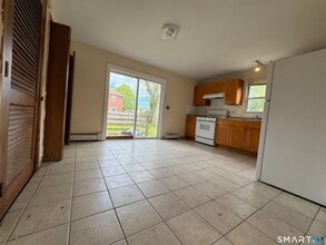 Building Photo - 301 McGrath Ct