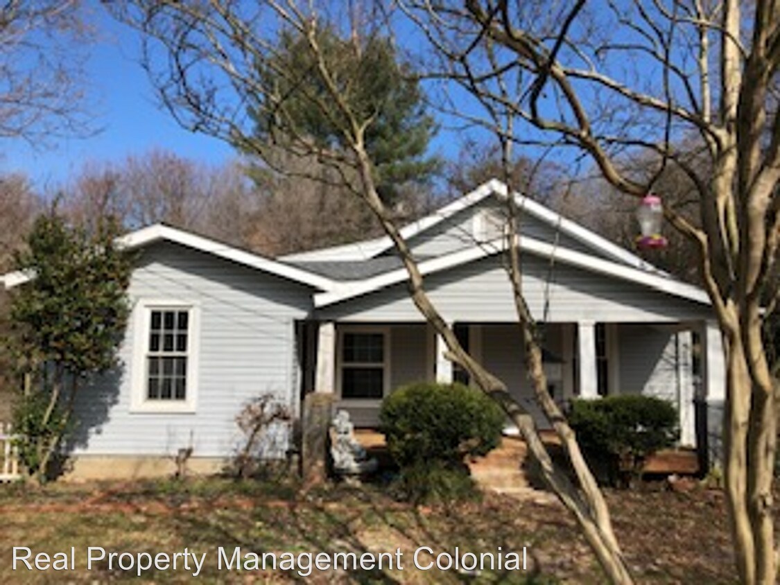 Primary Photo - 2 br, 1 bath House - 3719 Salem Turnpike NW
