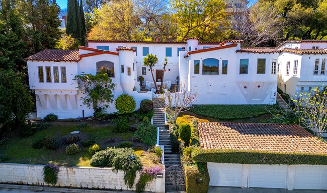 Building Photo - 3702 Arbolada Rd