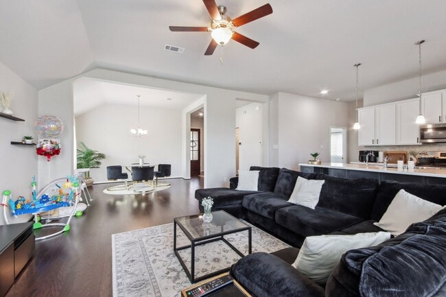 Building Photo - 4 Bedroom Single Family Home in Katy