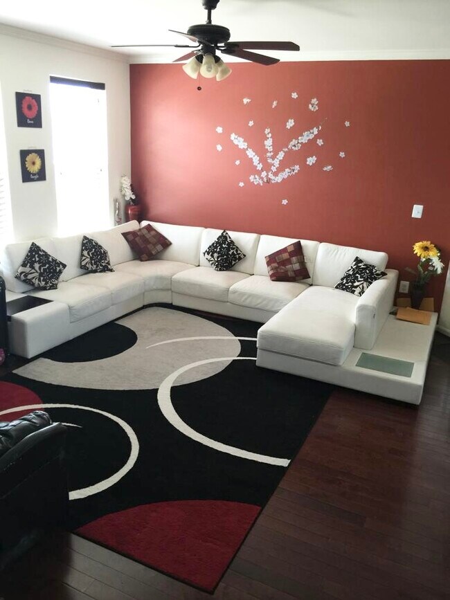 24813 Mason Dale Ter, Chantilly, VA 20152 Townhome Rentals in