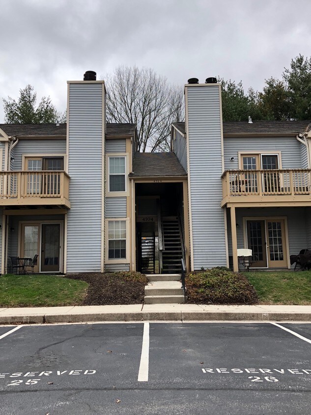 Dorsey_condo_4704 - 4704 Dorsey Hall Dr