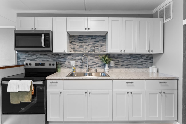 Building Photo - 111 Kahului Beach Rd