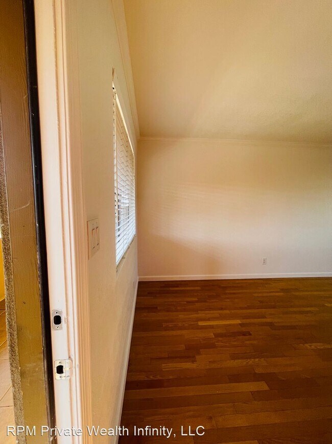 Building Photo - 1 br, 1 bath House - 4401 N. 12th Street U...