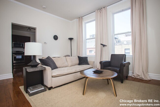 Foto del edificio - 925 N Ashland Ave