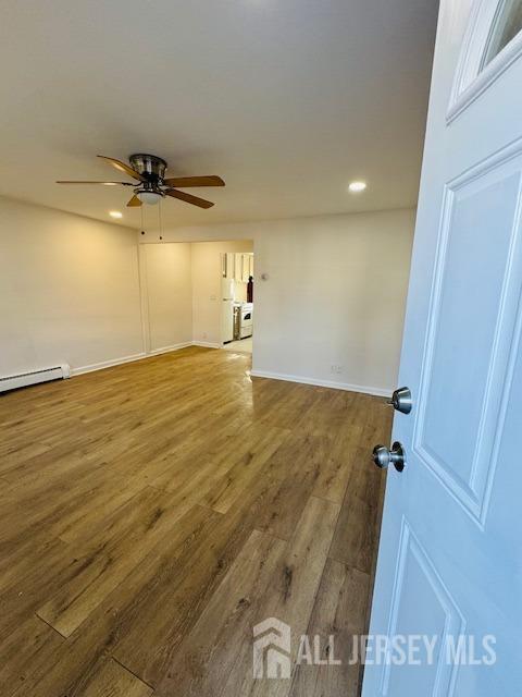 Building Photo - 636 Cora Pl