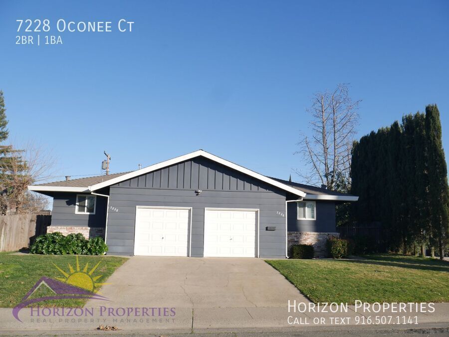 Foto principal - 2 Bed 1 Bath 827 Sq. Ft. Citrus Heights Du...