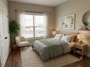 Building Photo - 145 Bruin Dr